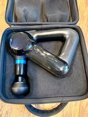 Theragun D10 Style Black Percussive Massage Gun